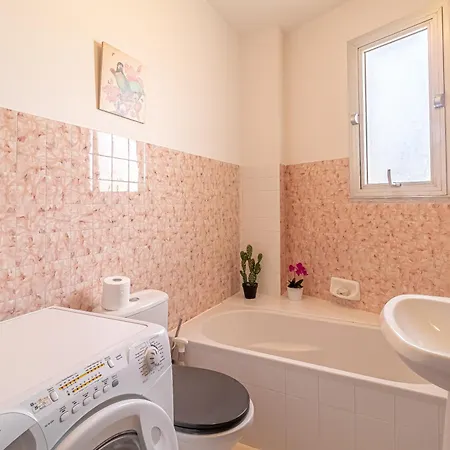 San Felice - 2 Pieces Avec Balcon Et Parking Апартаменты Ментона