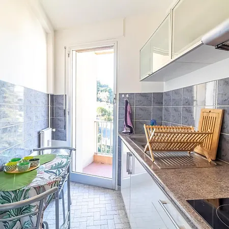 San Felice - 2 Pieces Avec Balcon Et Parking * Ментона