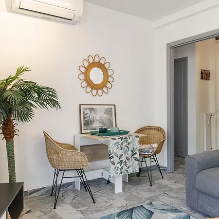 San Felice - 2 Pieces Avec Balcon Et Parking *