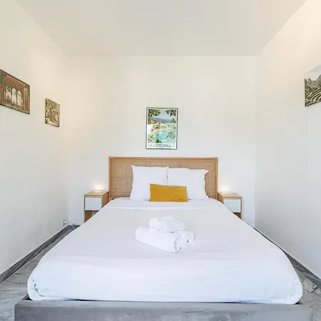San Felice - 2 Pieces Avec Balcon Et Parking * 멍똥