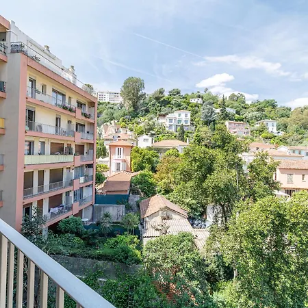 San Felice - 2 Pieces Avec Balcon Et Parking